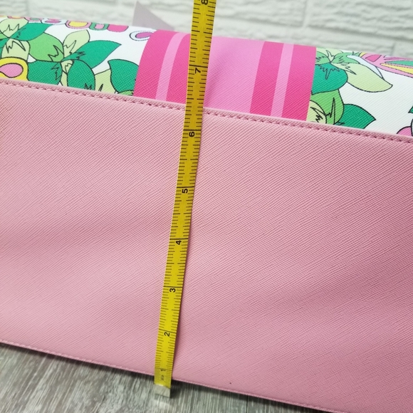 Trina Turk🦋 Butterfly Stripe Tote - Picture 14 of 14